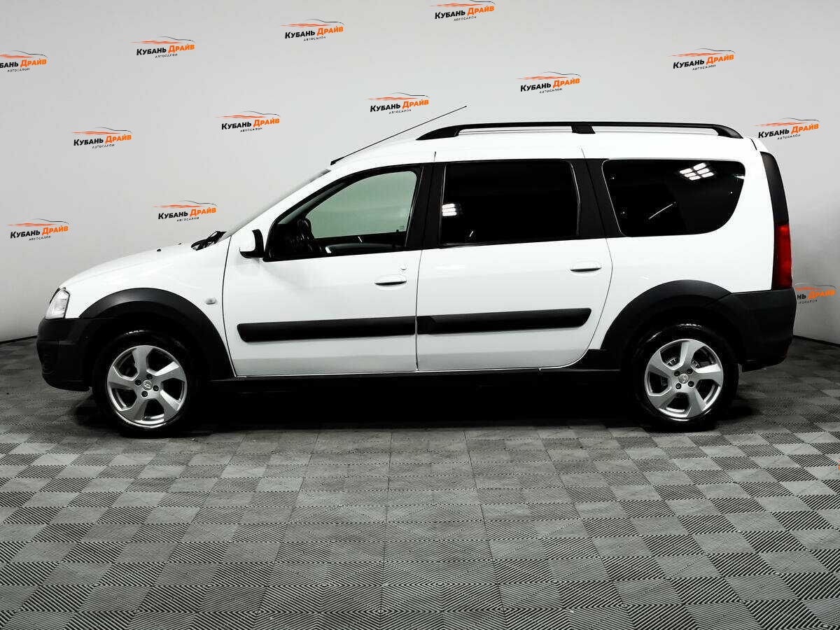 Lada (ВАЗ) Largus 2018 года с пробегом. Фото: #7