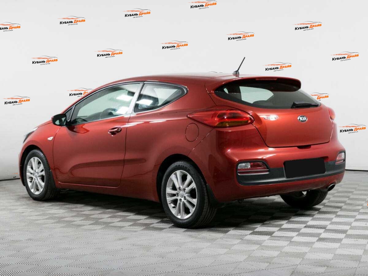 Kia Ceed 2013 года с пробегом. Фото: #6