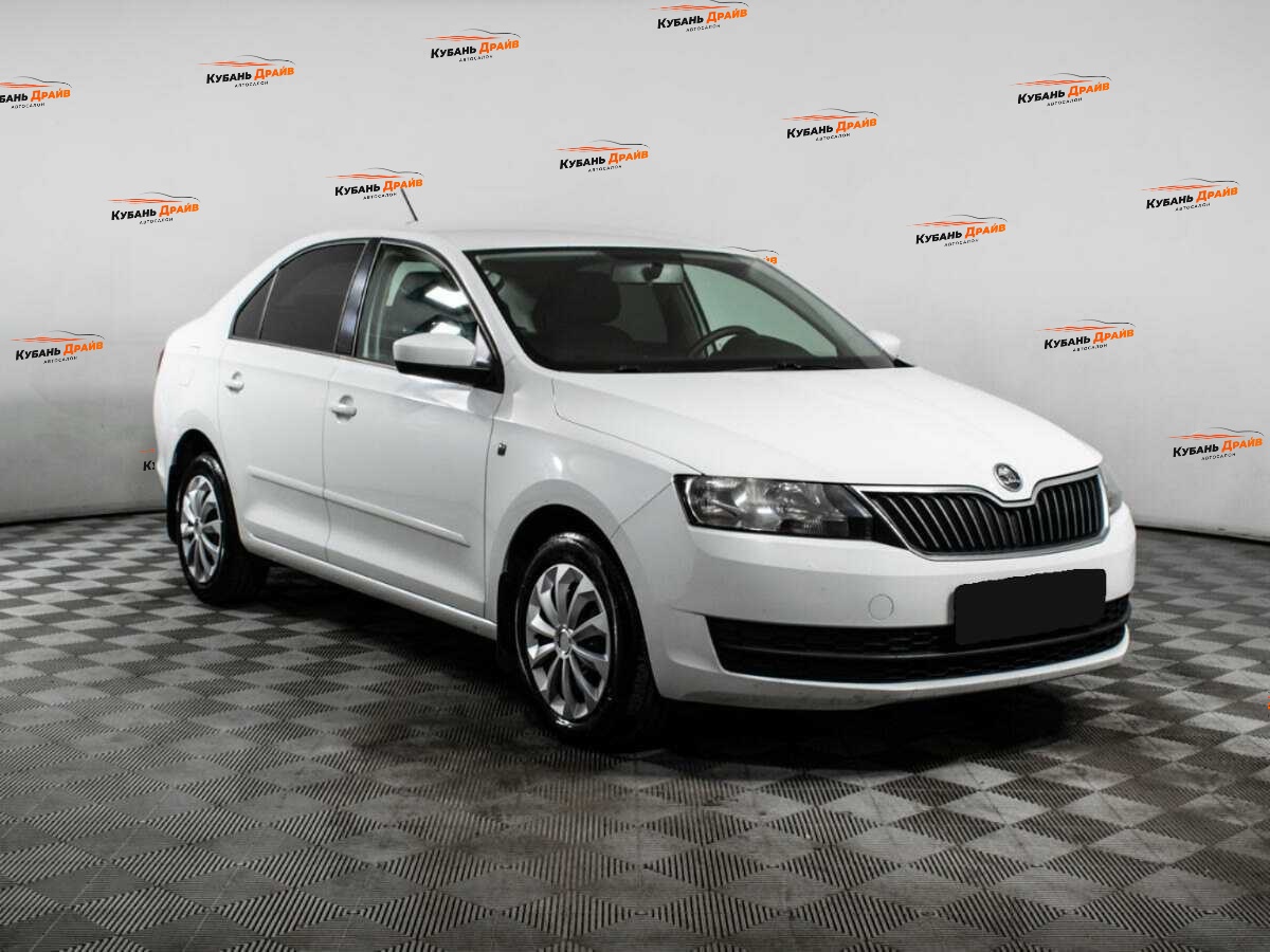 Skoda Rapid 2014 года с пробегом. Фото: #2