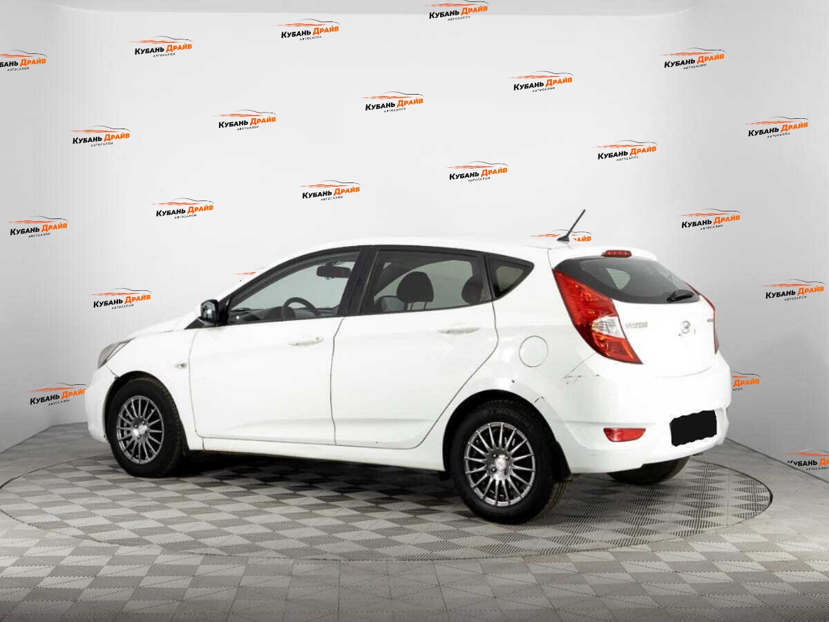 Hyundai Solaris 2012 года с пробегом. Фото: #6