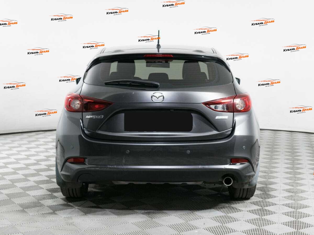 Mazda 3 2018 года с пробегом. Фото: #4