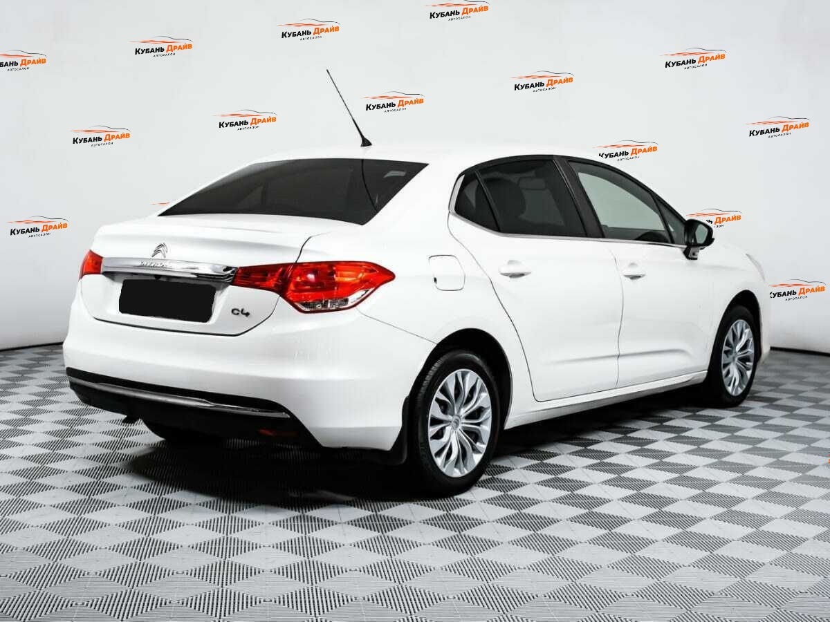 Citroen C4 2016 года с пробегом. Фото: #3