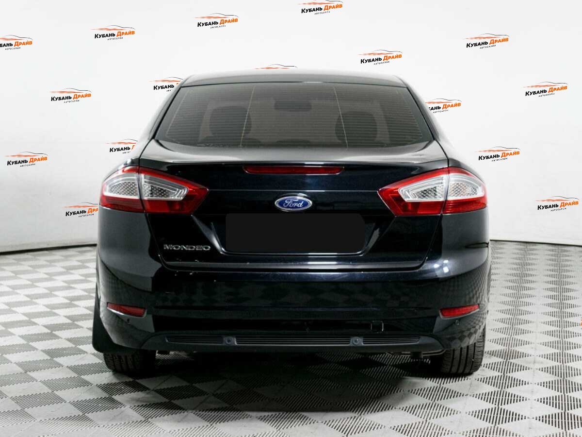 Ford Mondeo 2013 года с пробегом. Фото: #5