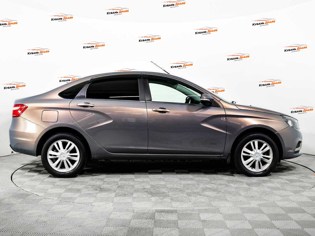 Lada (ВАЗ) Vesta 2019 года с пробегом. Фото: #3