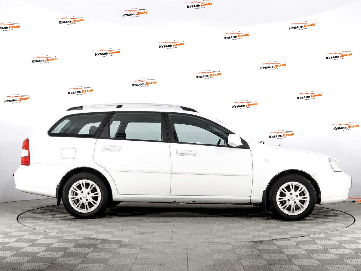 Chevrolet Lacetti 2012 года с пробегом. Фото: #3