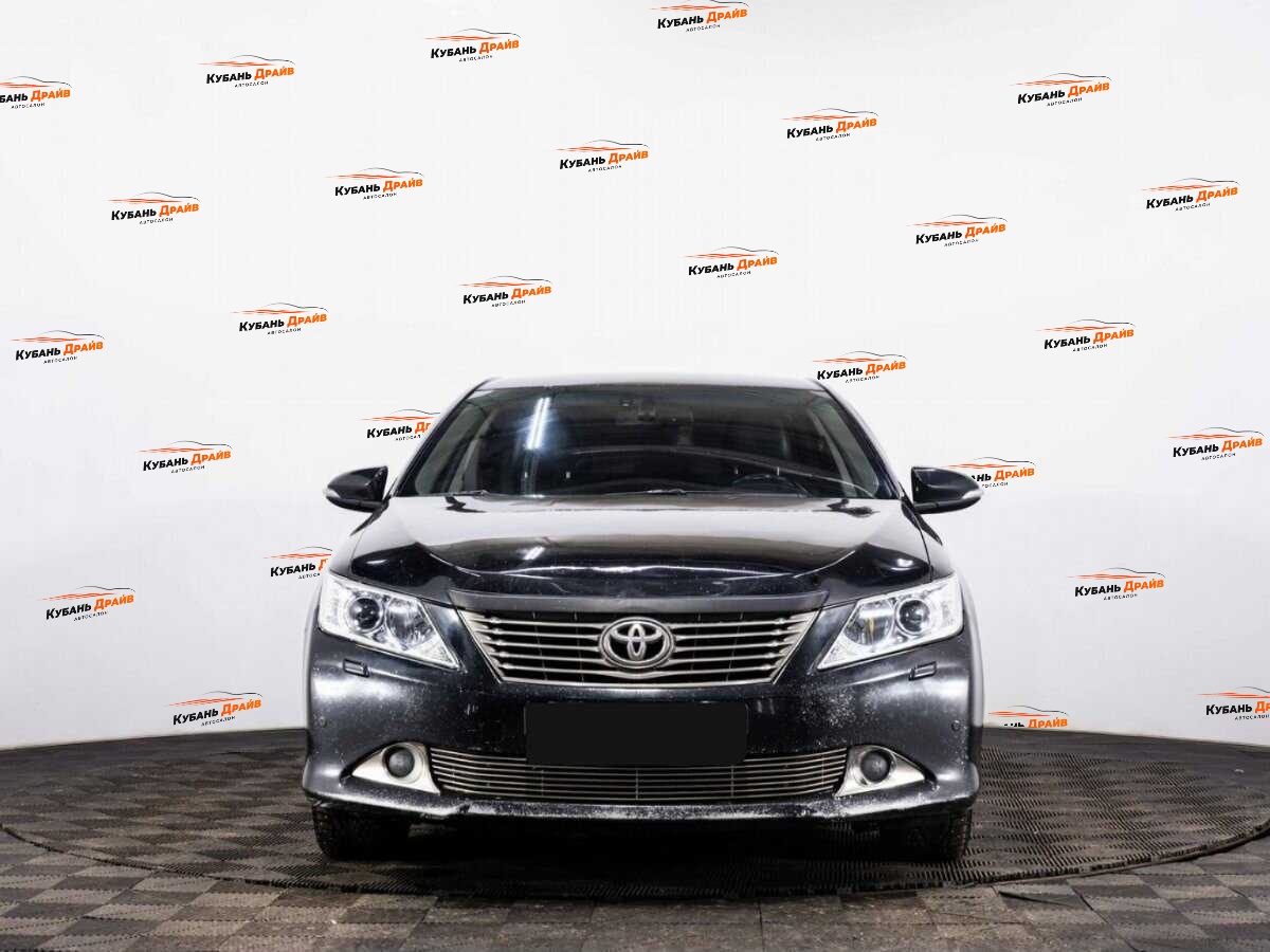 Toyota Camry 2012 года с пробегом. Фото: #1