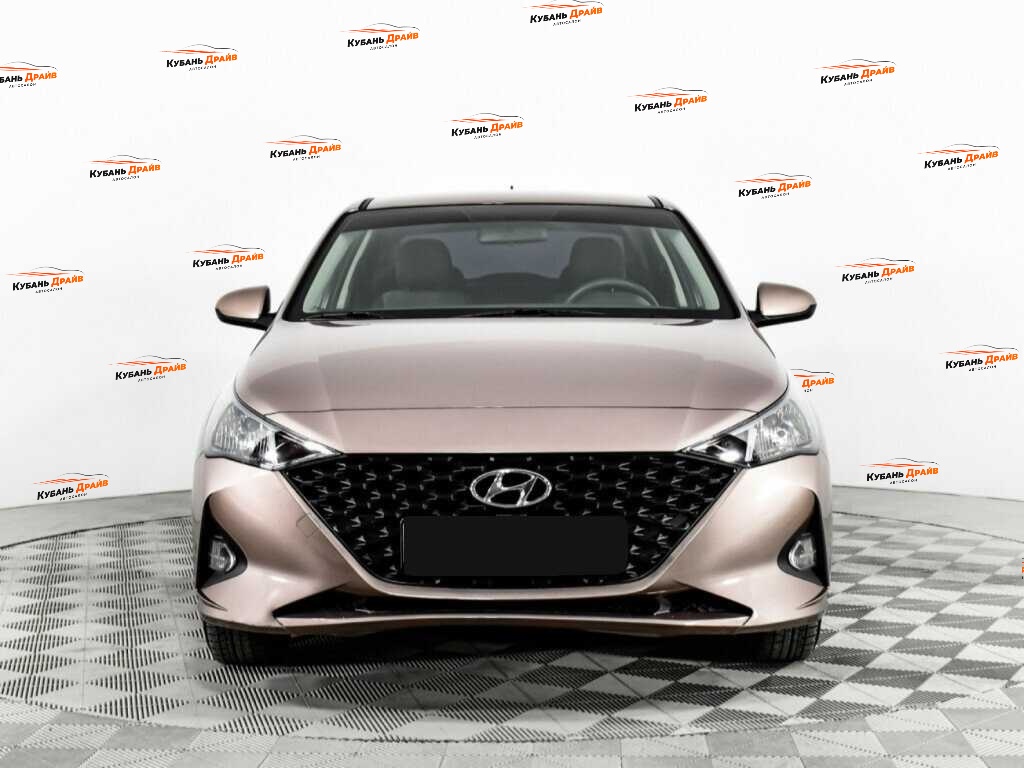 Hyundai Solaris 2020 года с пробегом. Фото: #1