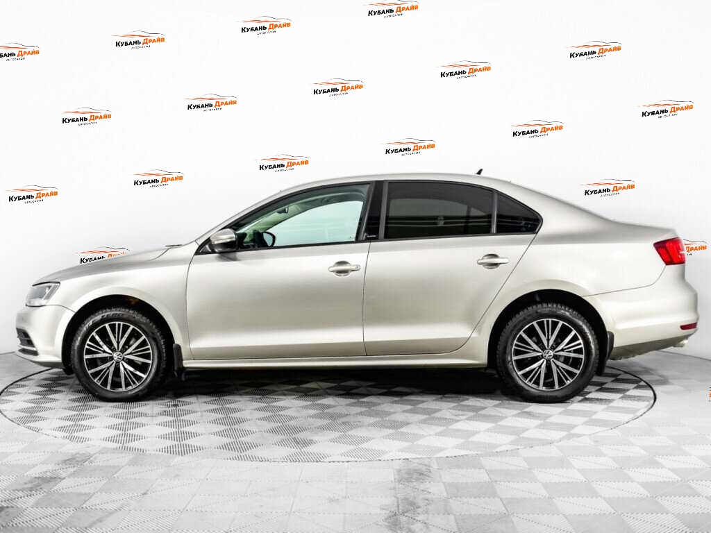 Volkswagen Jetta 2016 года с пробегом. Фото: #7