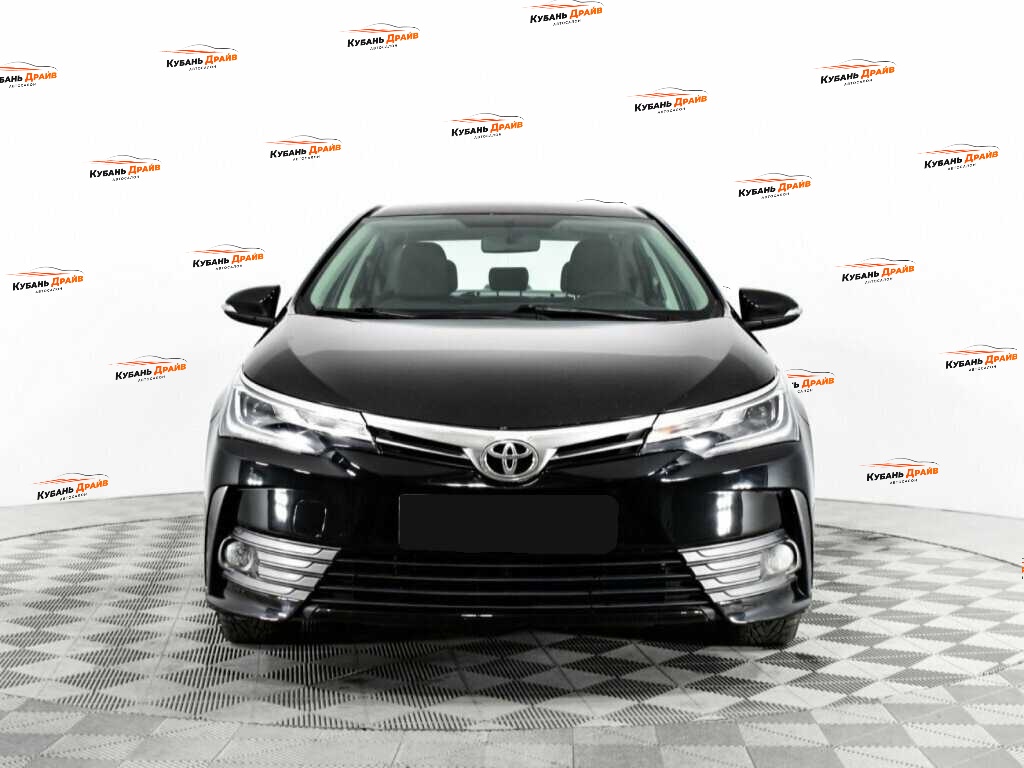 Toyota Corolla 2018 года с пробегом. Фото: #1
