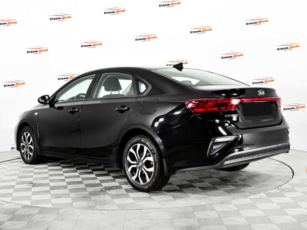 Kia Cerato 2019 года с пробегом. Фото: #6