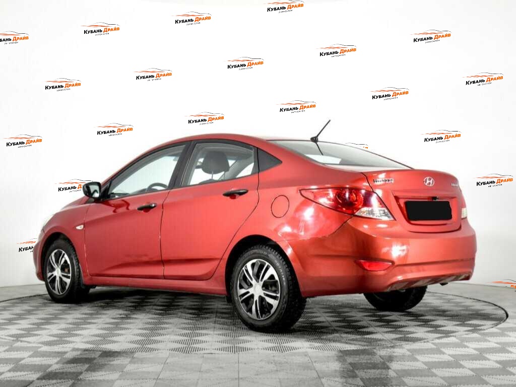 Hyundai Solaris 2013 года с пробегом. Фото: #4