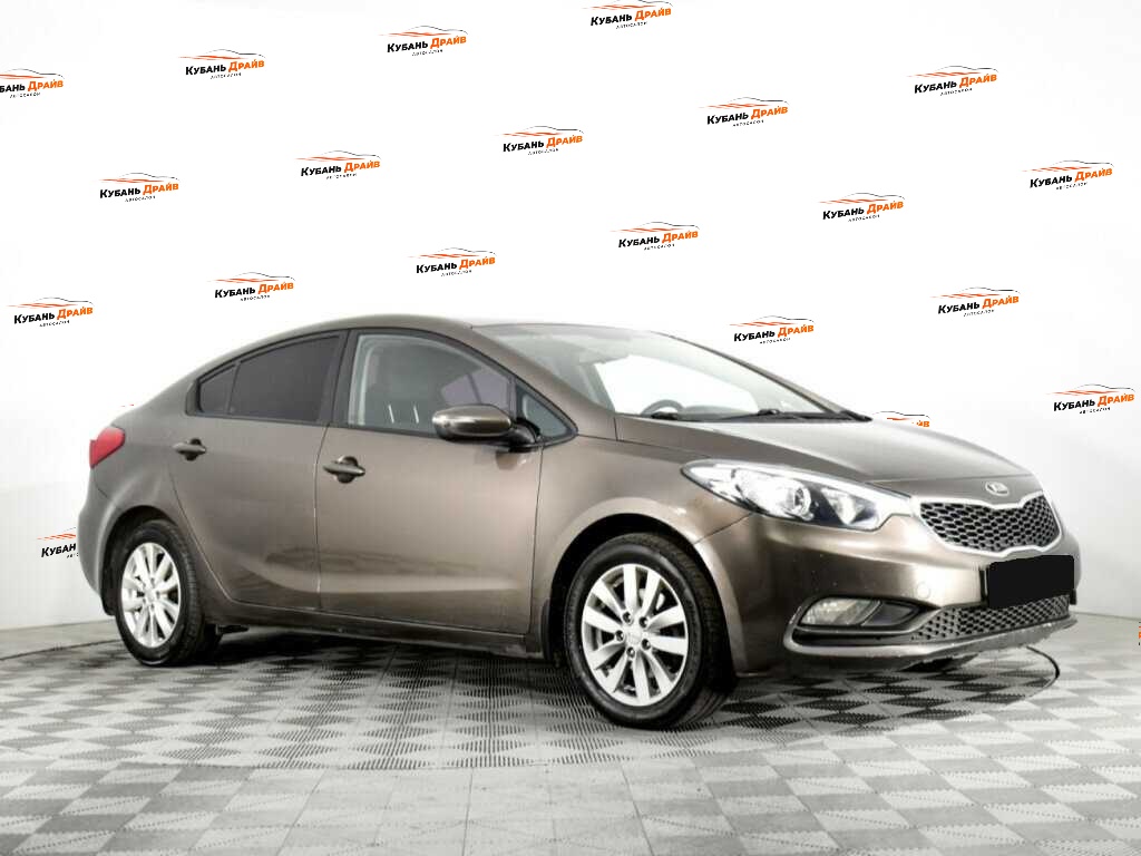 Kia Cerato 2015 года с пробегом. Фото: #2