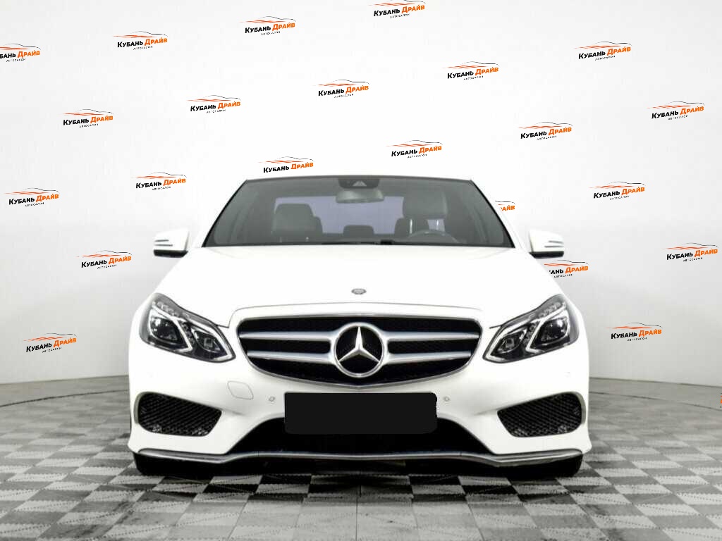Mercedes-Benz E-Класс 2015 года с пробегом. Фото: #1