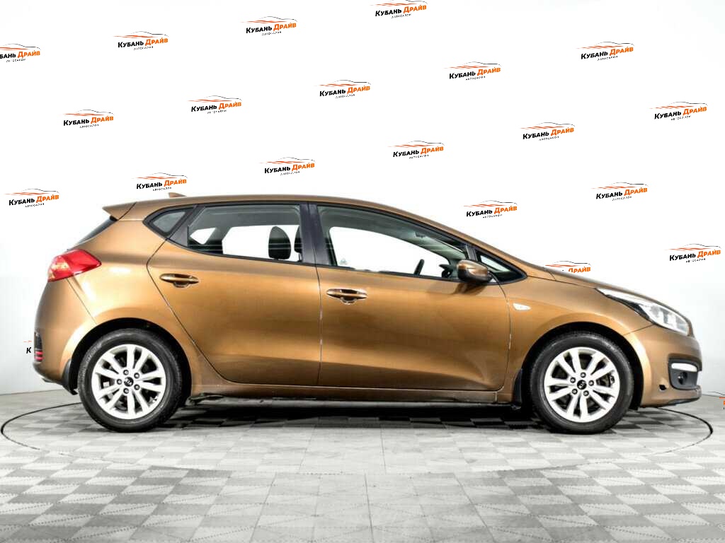 Kia Ceed 2017 года с пробегом. Фото: #3