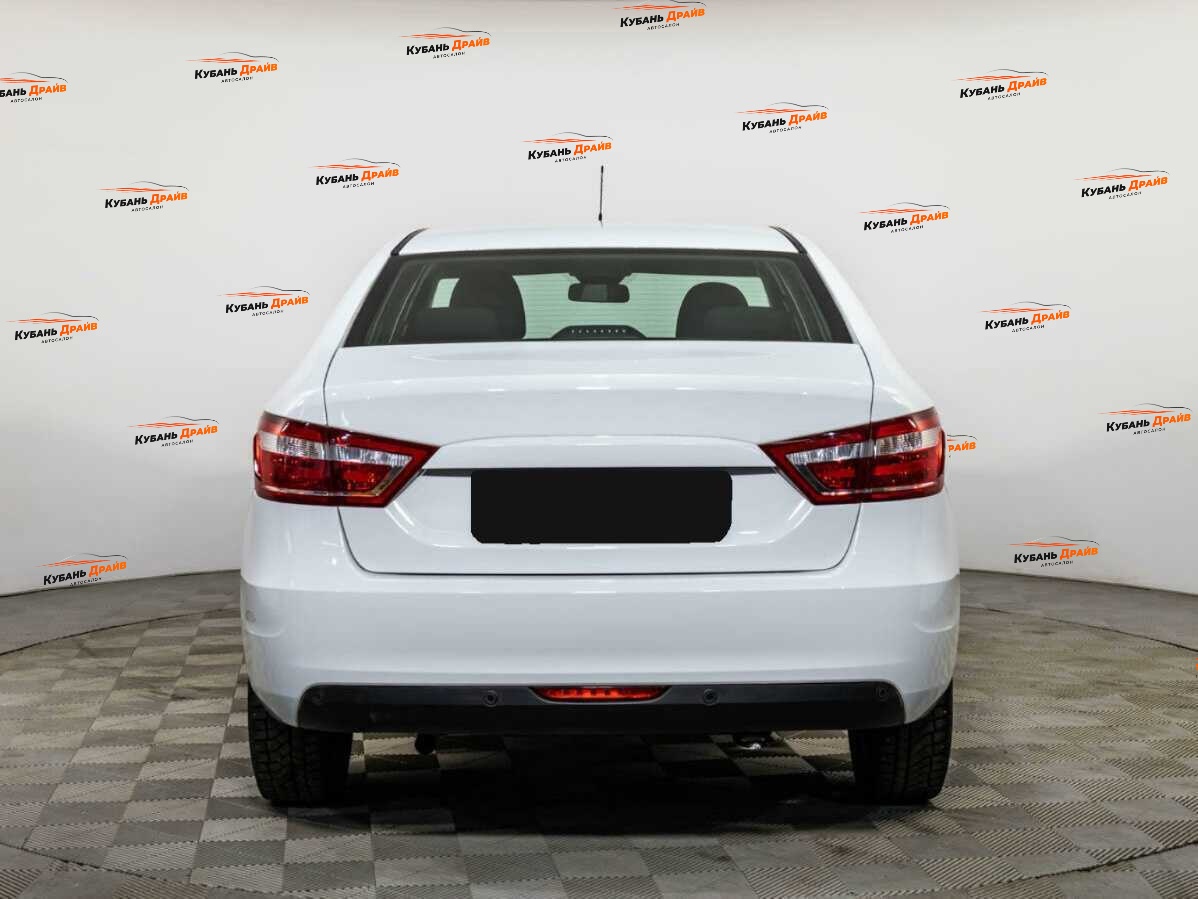 Lada (ВАЗ) Vesta 2022 года с пробегом. Фото: #4