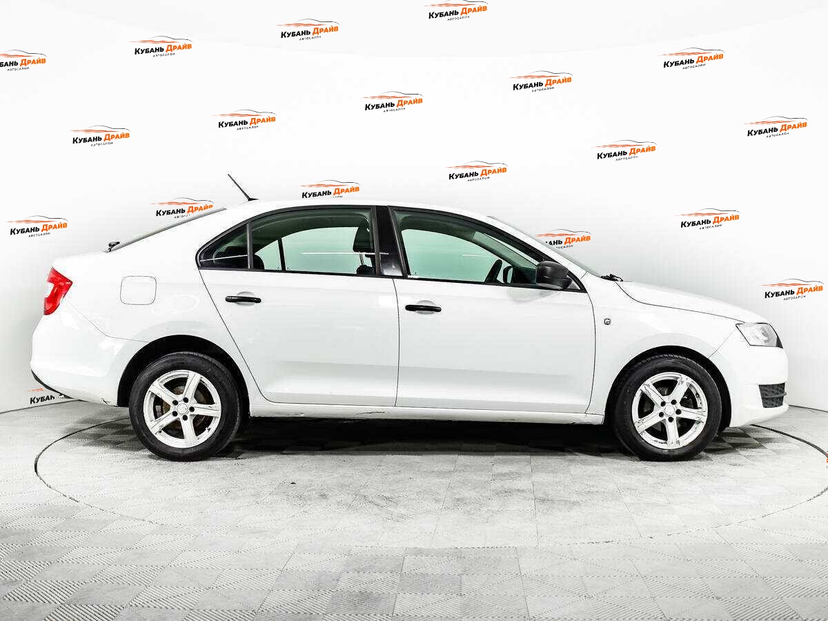 Skoda Rapid 2017 года с пробегом. Фото: #3