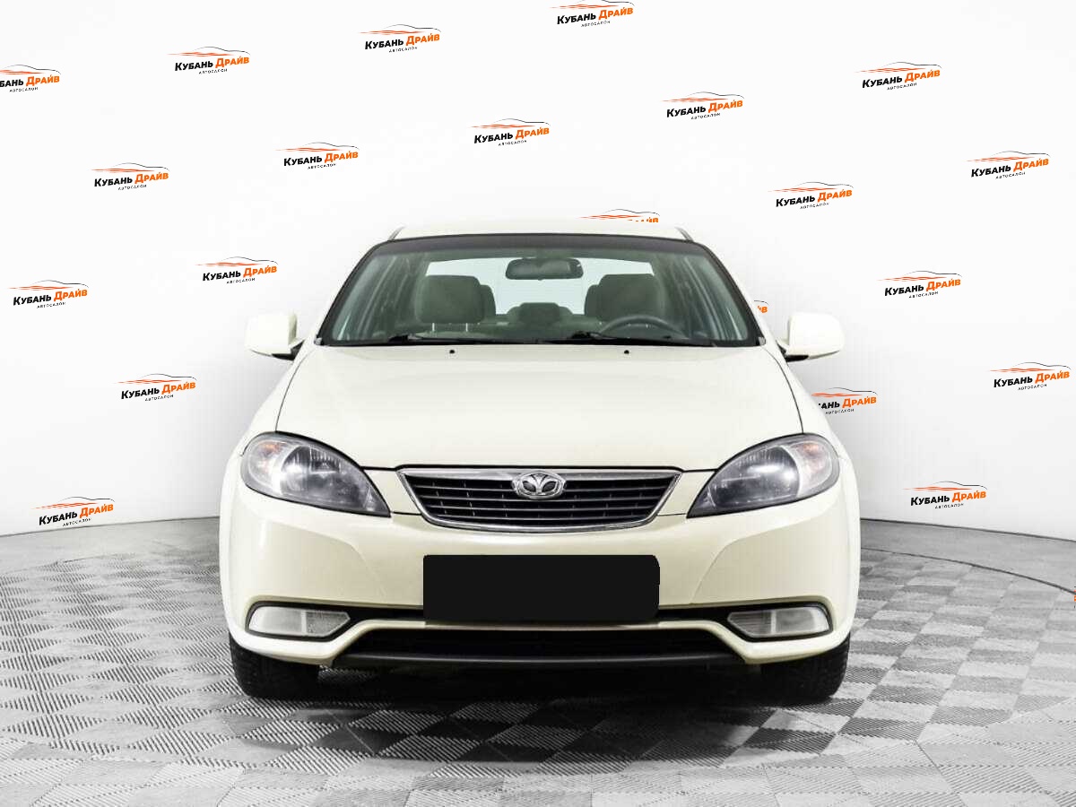 Daewoo Gentra 2014 года с пробегом. Фото: #1