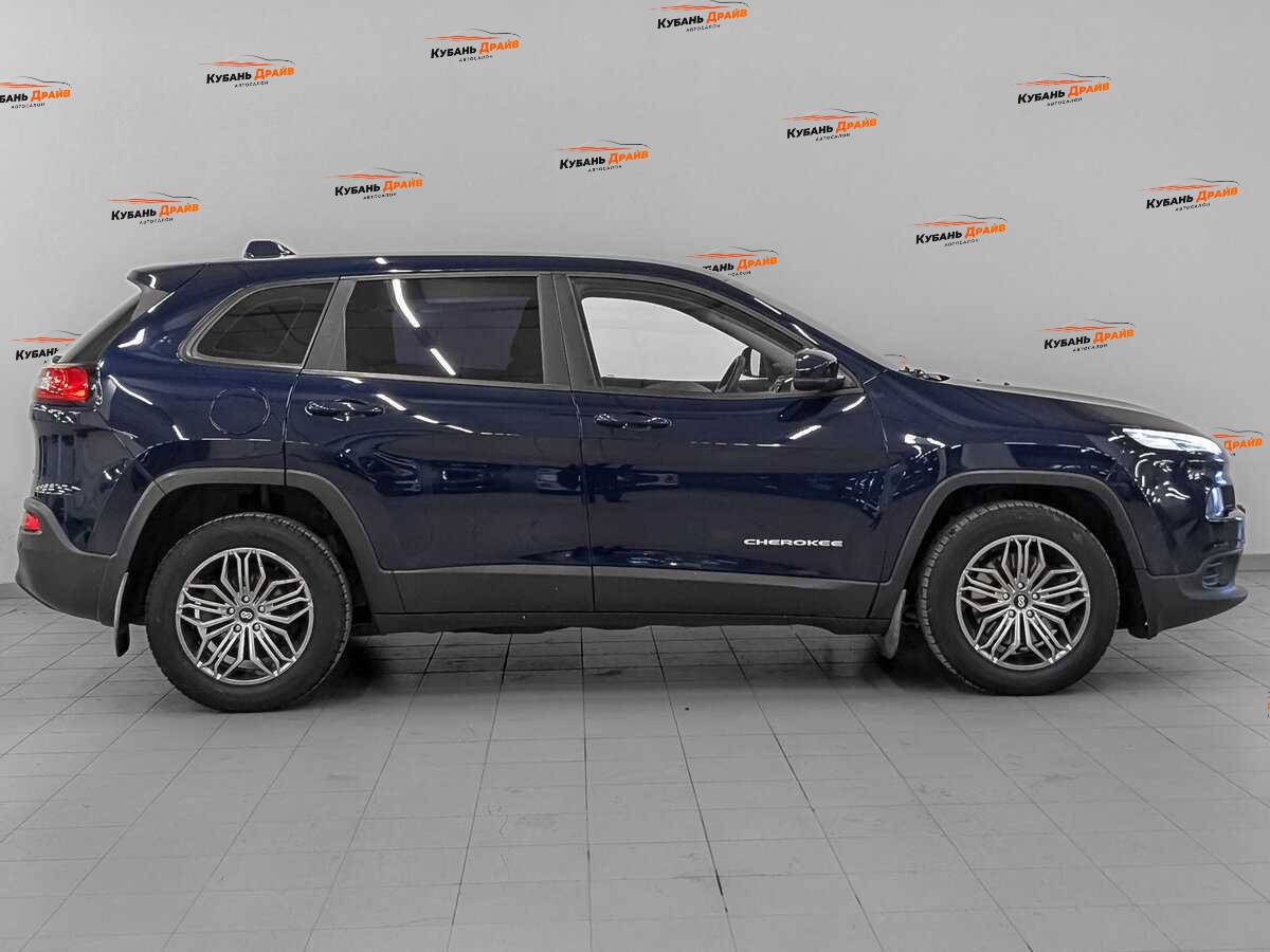 Jeep Cherokee 2014 года с пробегом. Фото: #3