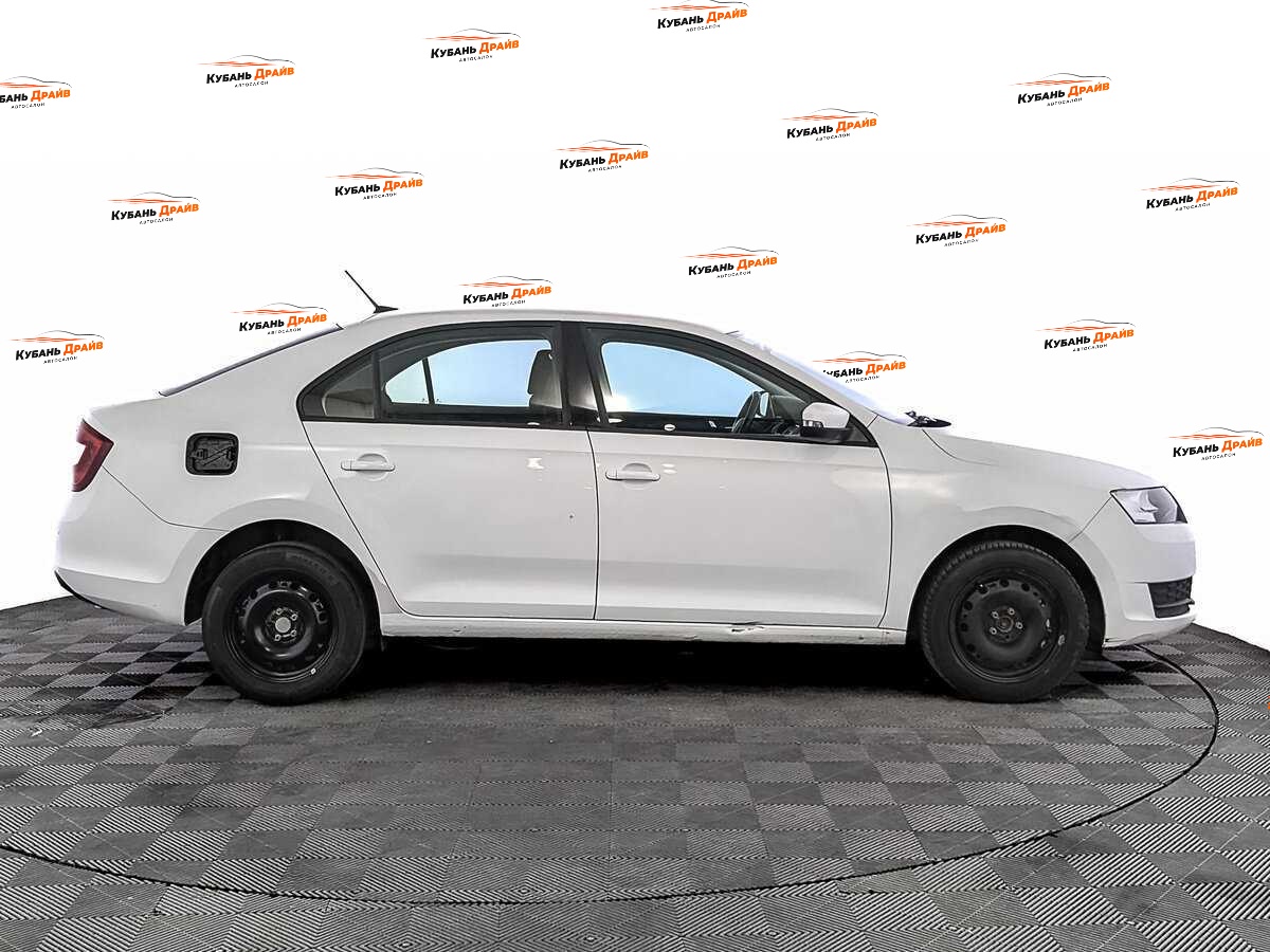 Skoda Rapid 2019 года с пробегом. Фото: #3