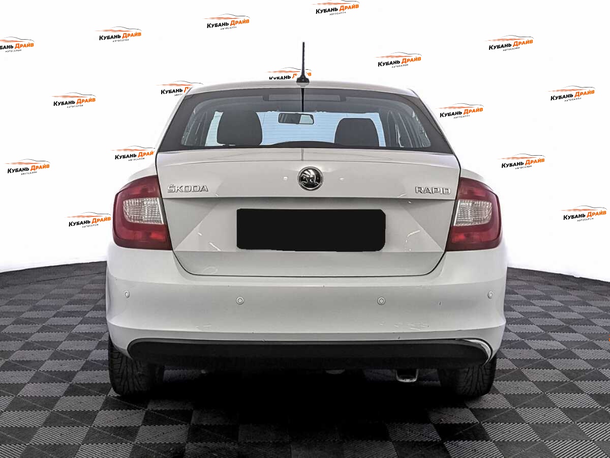 Skoda Rapid 2019 года с пробегом. Фото: #5