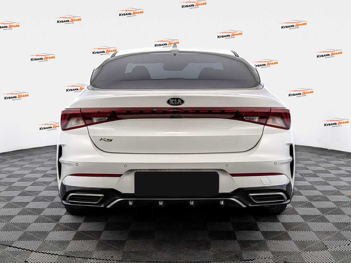 Kia K5 2021 года с пробегом. Фото: #5