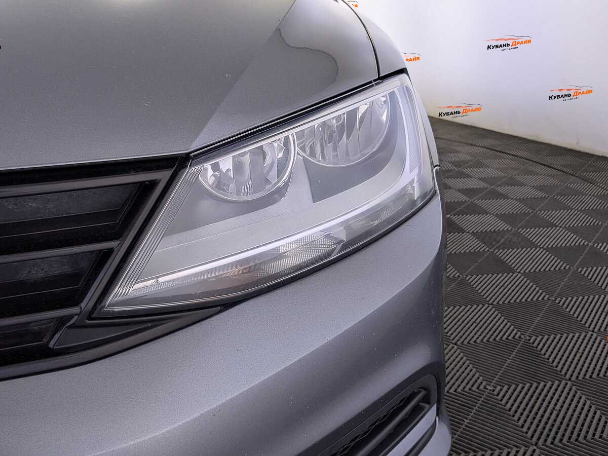 Volkswagen Jetta 2016 года с пробегом. Фото: #10