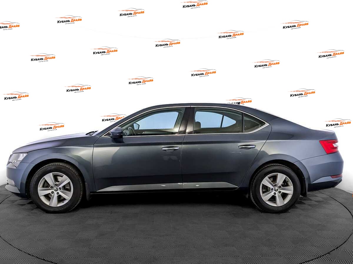 Skoda Superb 2019 года с пробегом. Фото: #7