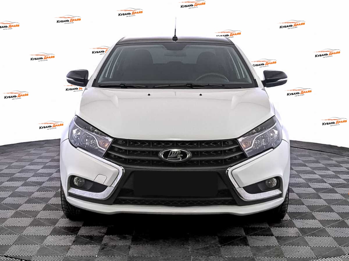 Lada (ВАЗ) Vesta 2021 года с пробегом. Фото: #1