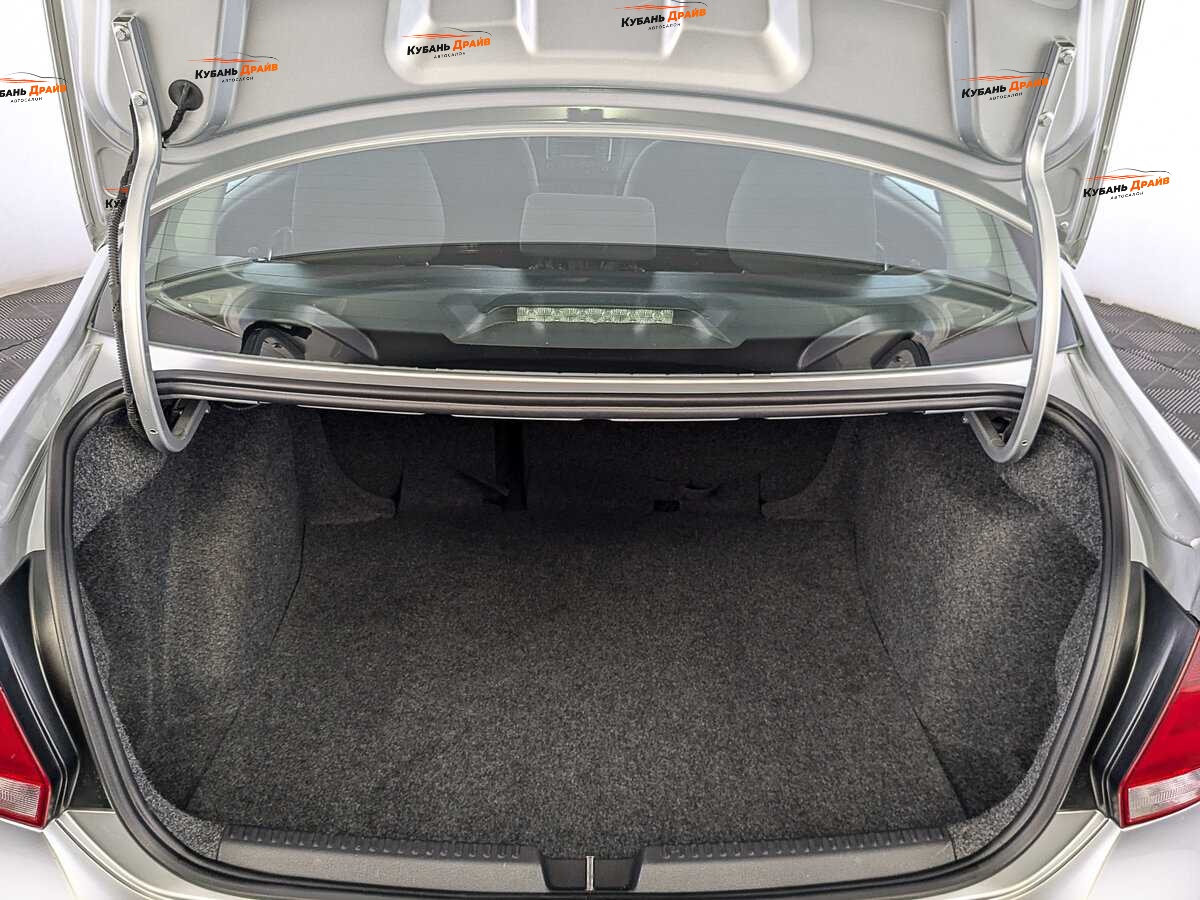 Volkswagen Polo 2015 года с пробегом. Фото: #9