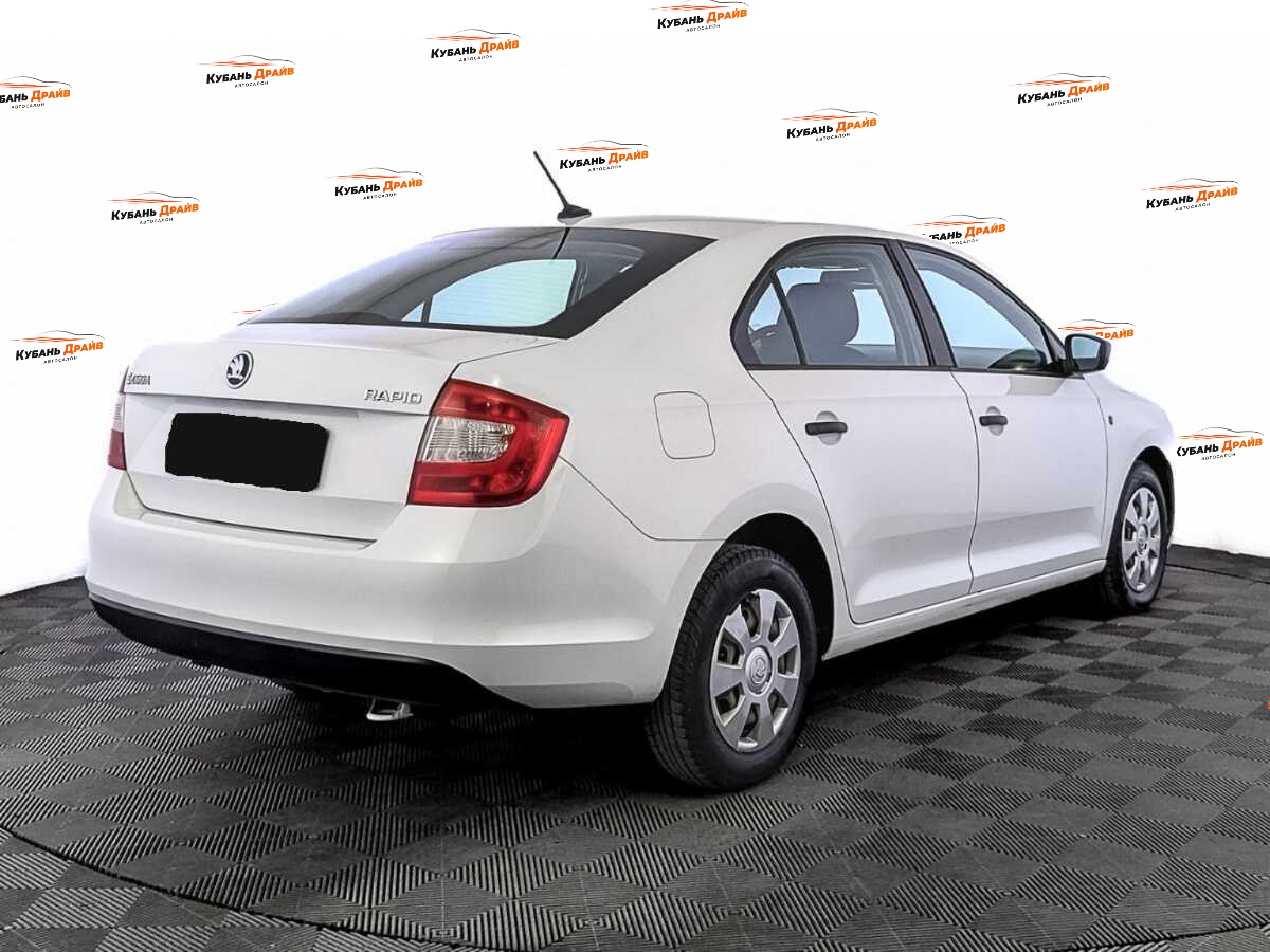 Skoda Rapid 2017 года с пробегом. Фото: #4