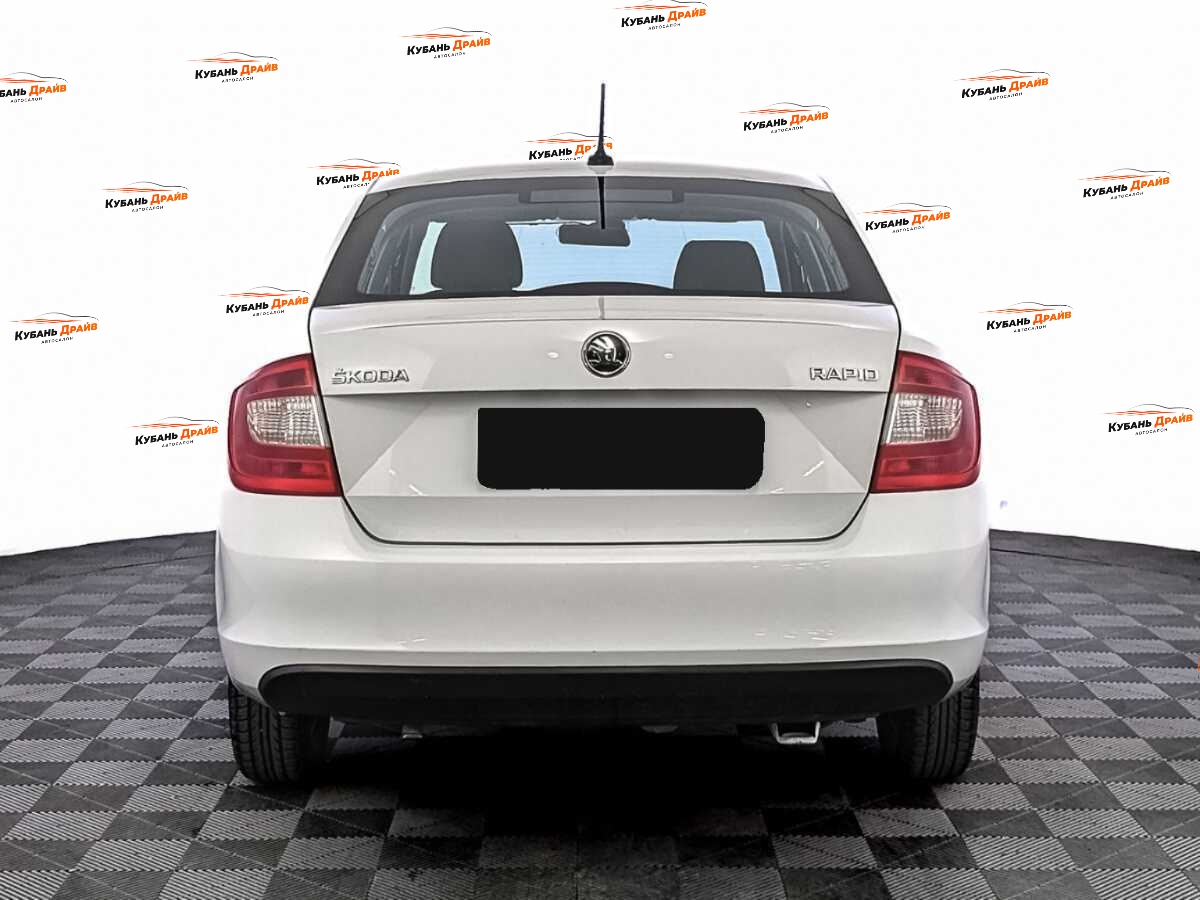 Skoda Rapid 2017 года с пробегом. Фото: #5