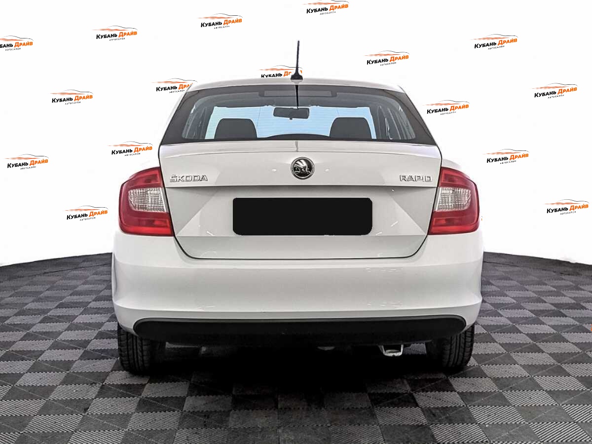 Skoda Rapid 2017 года с пробегом. Фото: #5