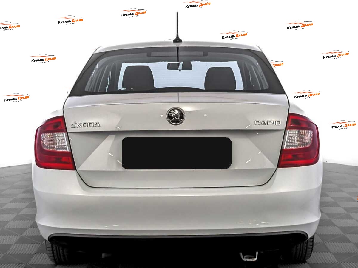 Skoda Rapid 2017 года с пробегом. Фото: #5