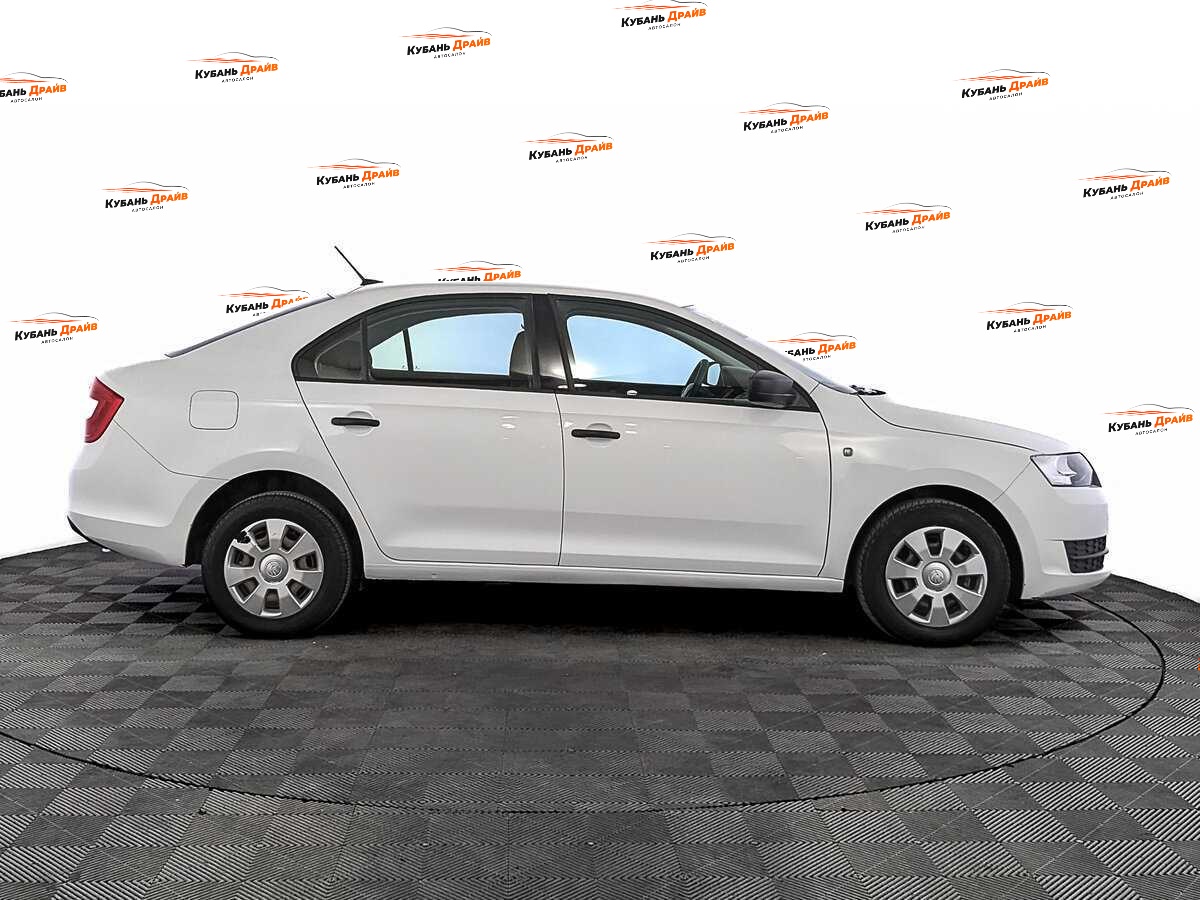 Skoda Rapid 2017 года с пробегом. Фото: #3