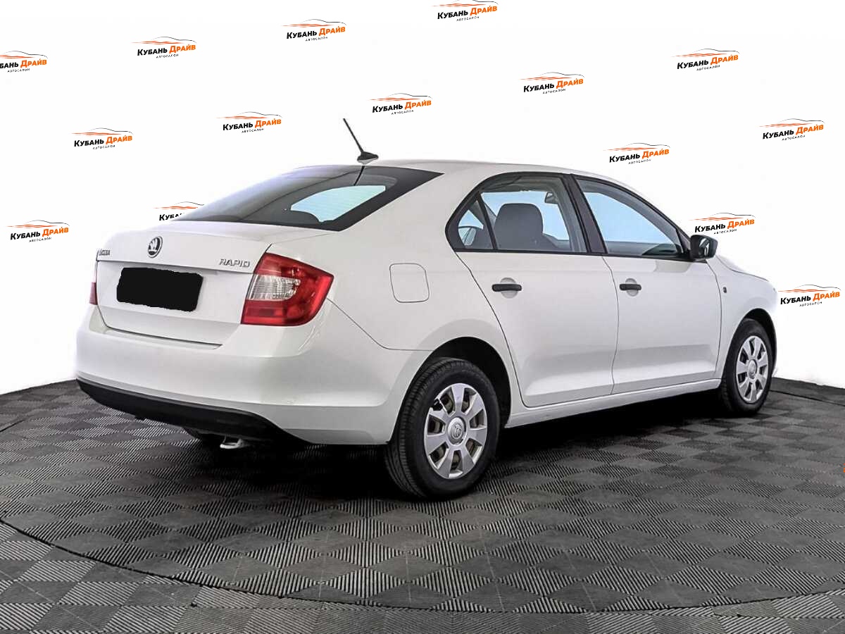 Skoda Rapid 2017 года с пробегом. Фото: #4