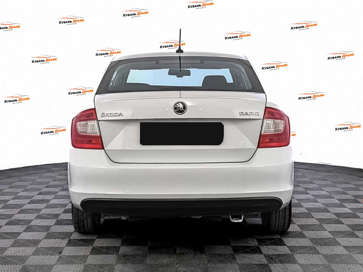 Skoda Rapid 2017 года с пробегом. Фото: #5
