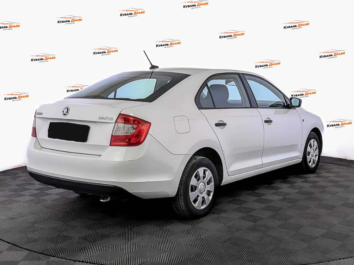 Skoda Rapid 2017 года с пробегом. Фото: #4