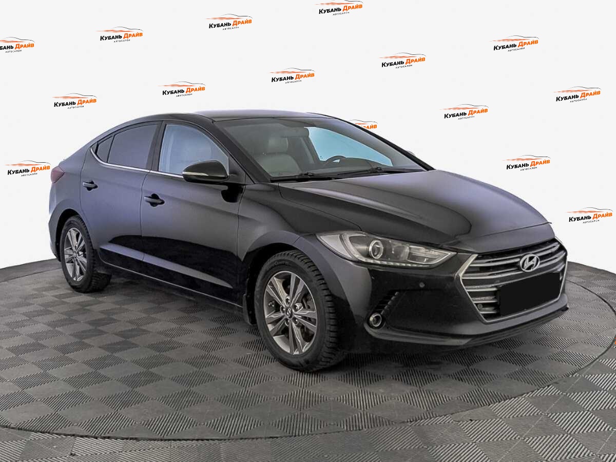 Hyundai Elantra 2017 года с пробегом. Фото: #2