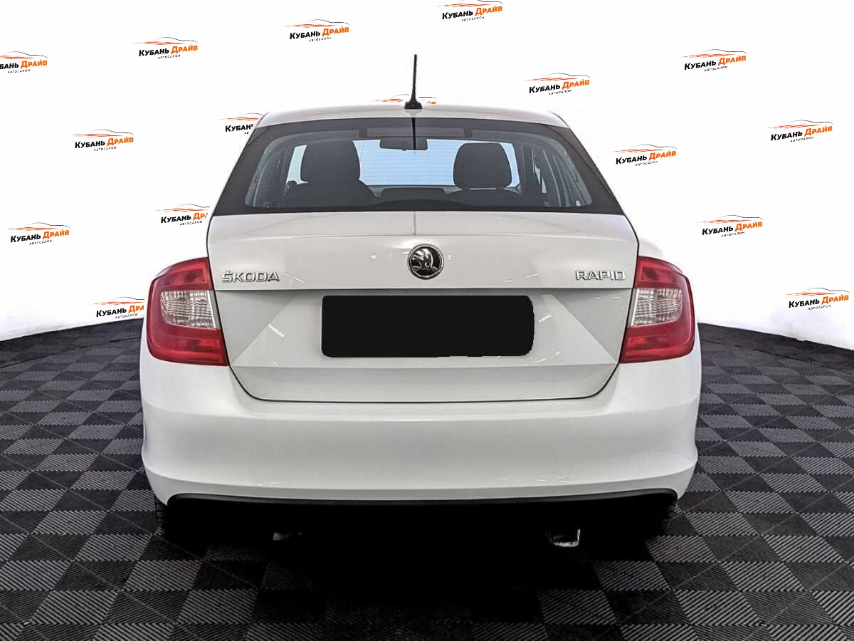 Skoda Rapid 2017 года с пробегом. Фото: #5