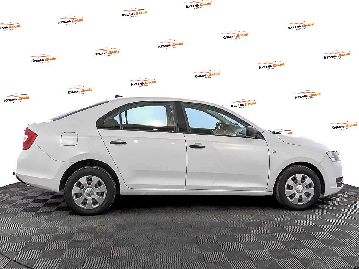 Skoda Rapid 2017 года с пробегом. Фото: #3