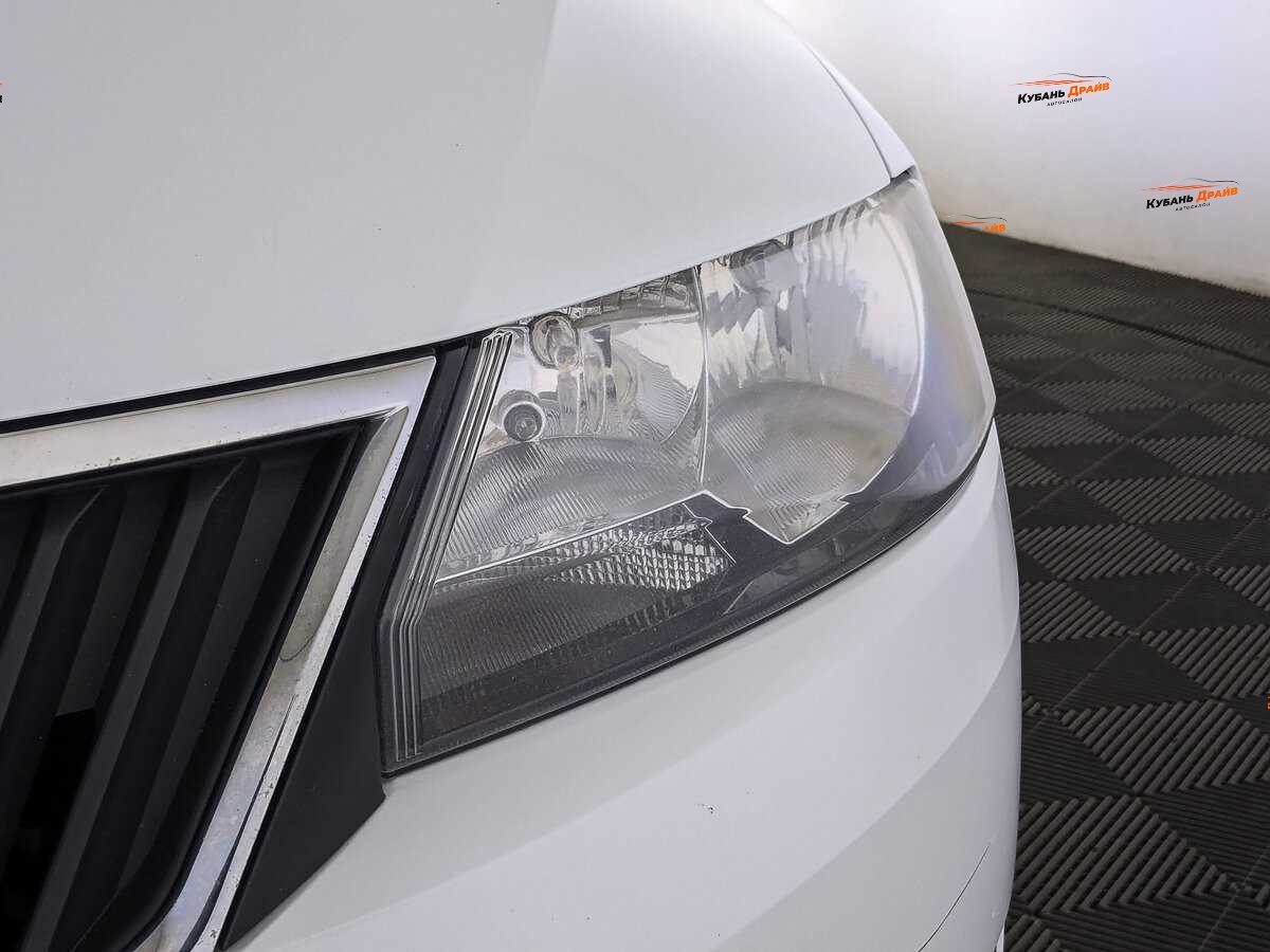 Skoda Rapid 2017 года с пробегом. Фото: #10