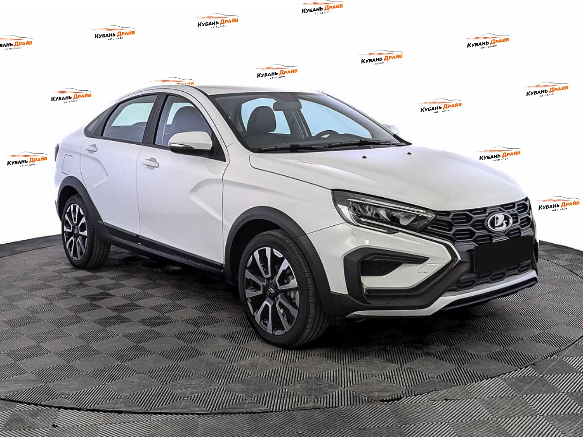 Lada (ВАЗ) Vesta 2024 года с пробегом. Фото: #2