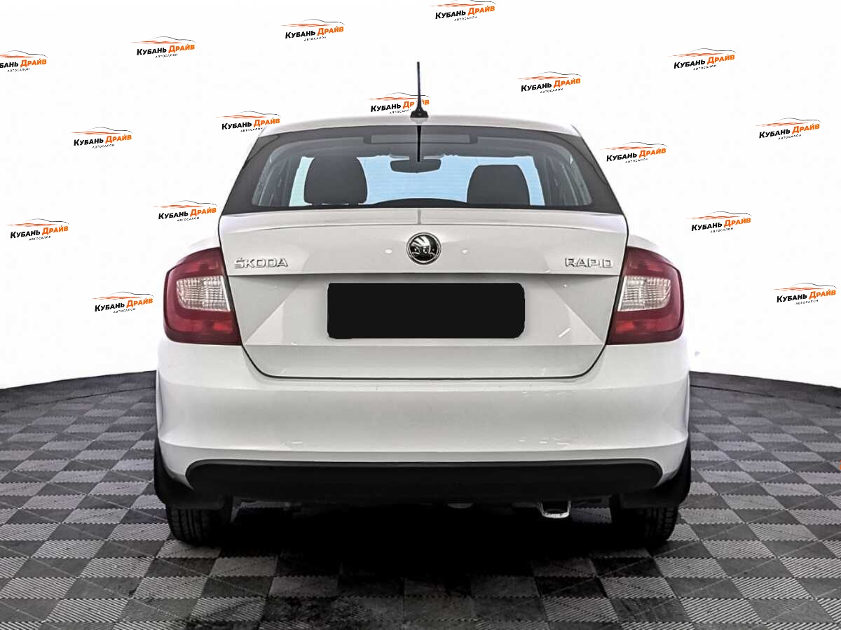Skoda Rapid 2019 года с пробегом. Фото: #5