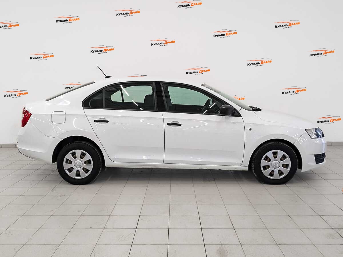 Skoda Rapid 2017 года с пробегом. Фото: #4