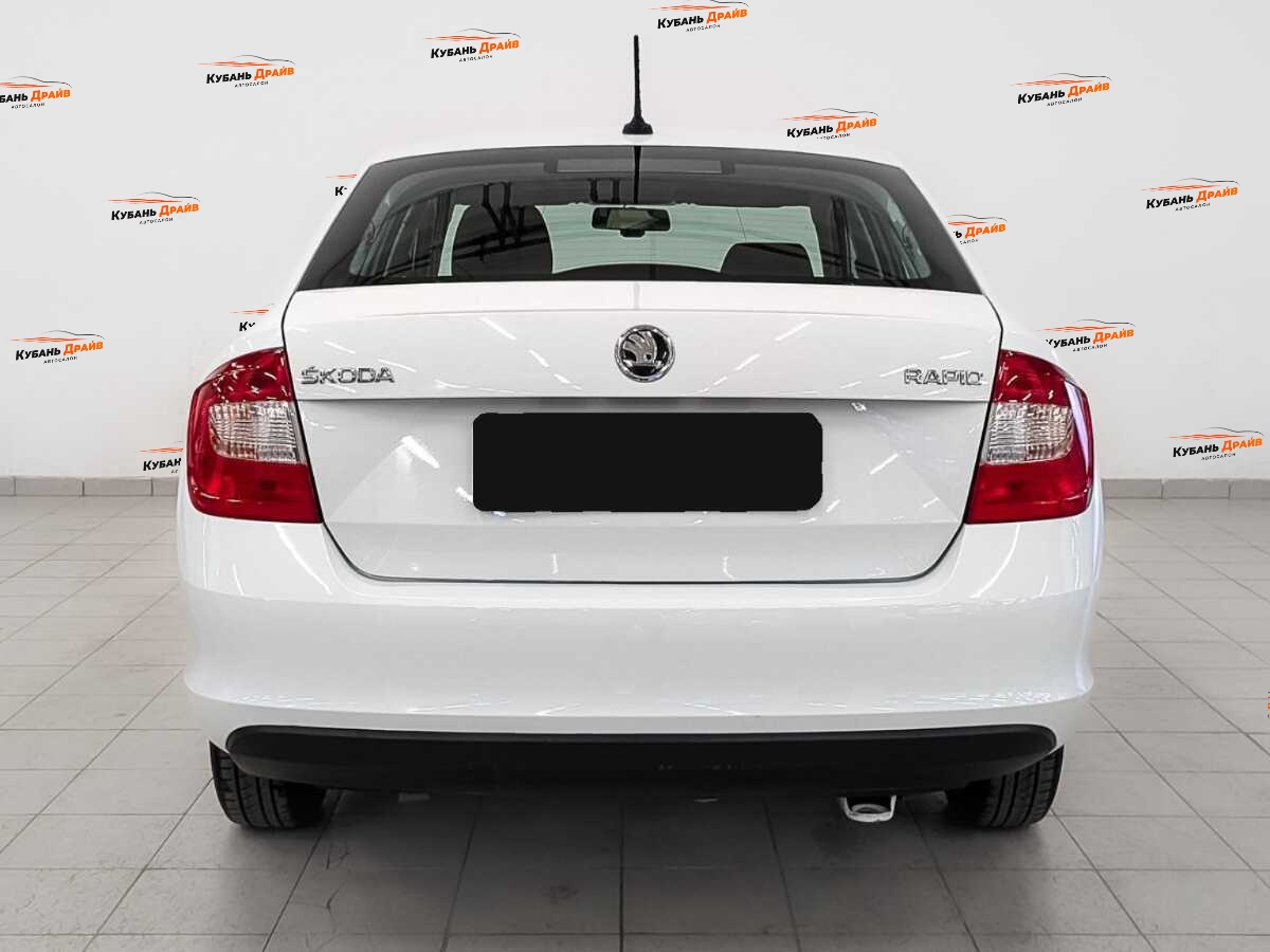 Skoda Rapid 2017 года с пробегом. Фото: #5