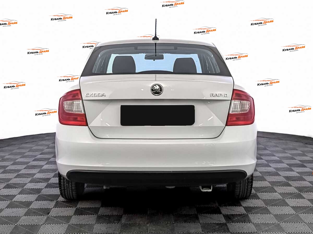 Skoda Rapid 2017 года с пробегом. Фото: #5