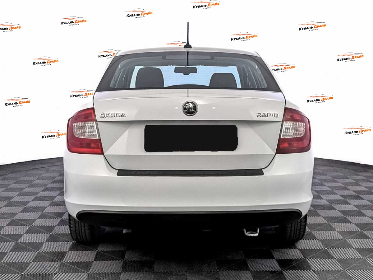 Skoda Rapid 2017 года с пробегом. Фото: #5