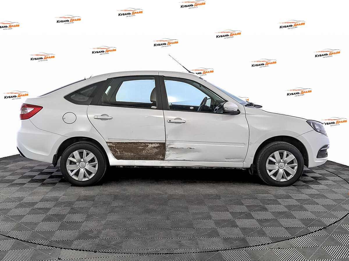 Lada (ВАЗ) Granta 2023 года с пробегом. Фото: #3