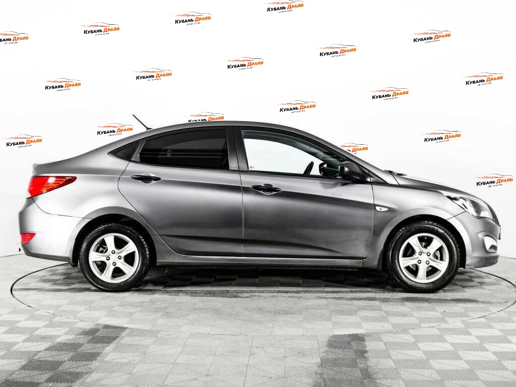 Hyundai Solaris 2014 года с пробегом. Фото: #3