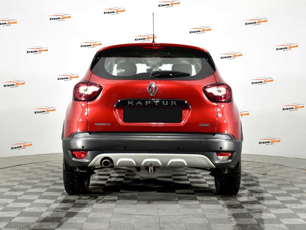 Renault Kaptur 2018 года с пробегом. Фото: #5